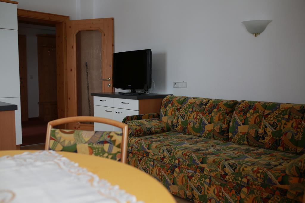 Pension Sonnenheim Schönberg im Stubaital Exterior foto